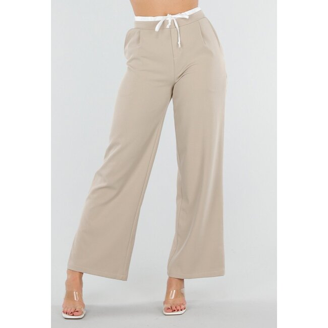 Beige Hose mit kontrastierendem Band