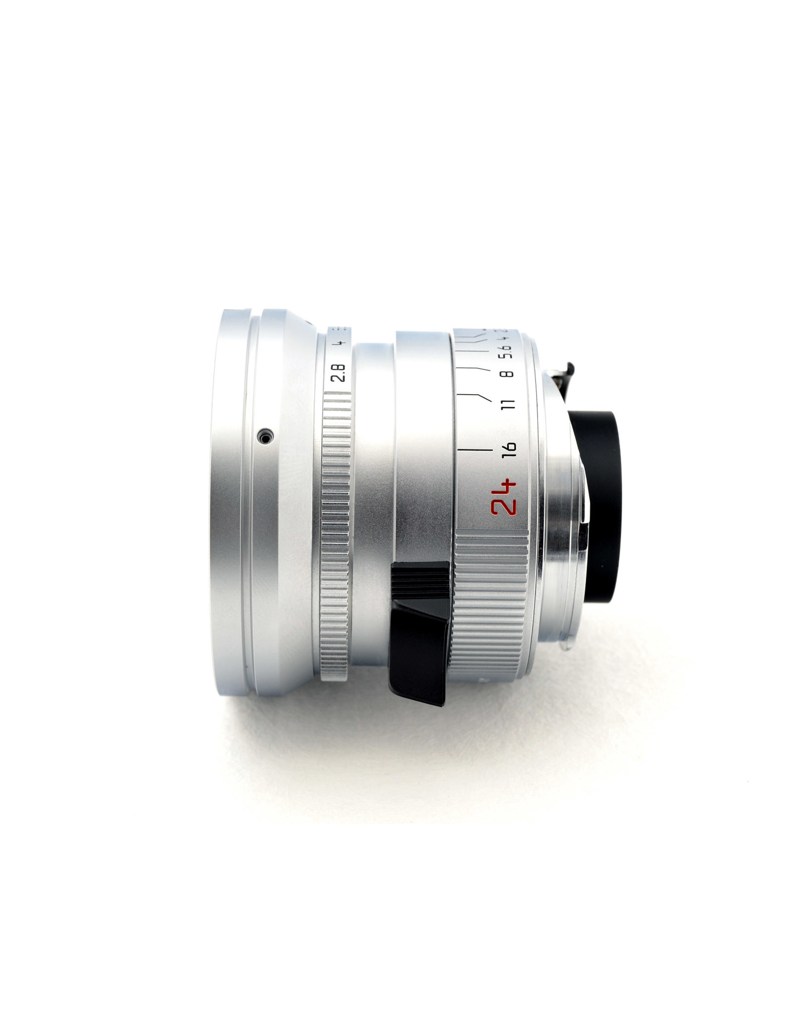 Leica Leica 24mm f2.8 Elmarit-M Silver Chrome   ALC120601