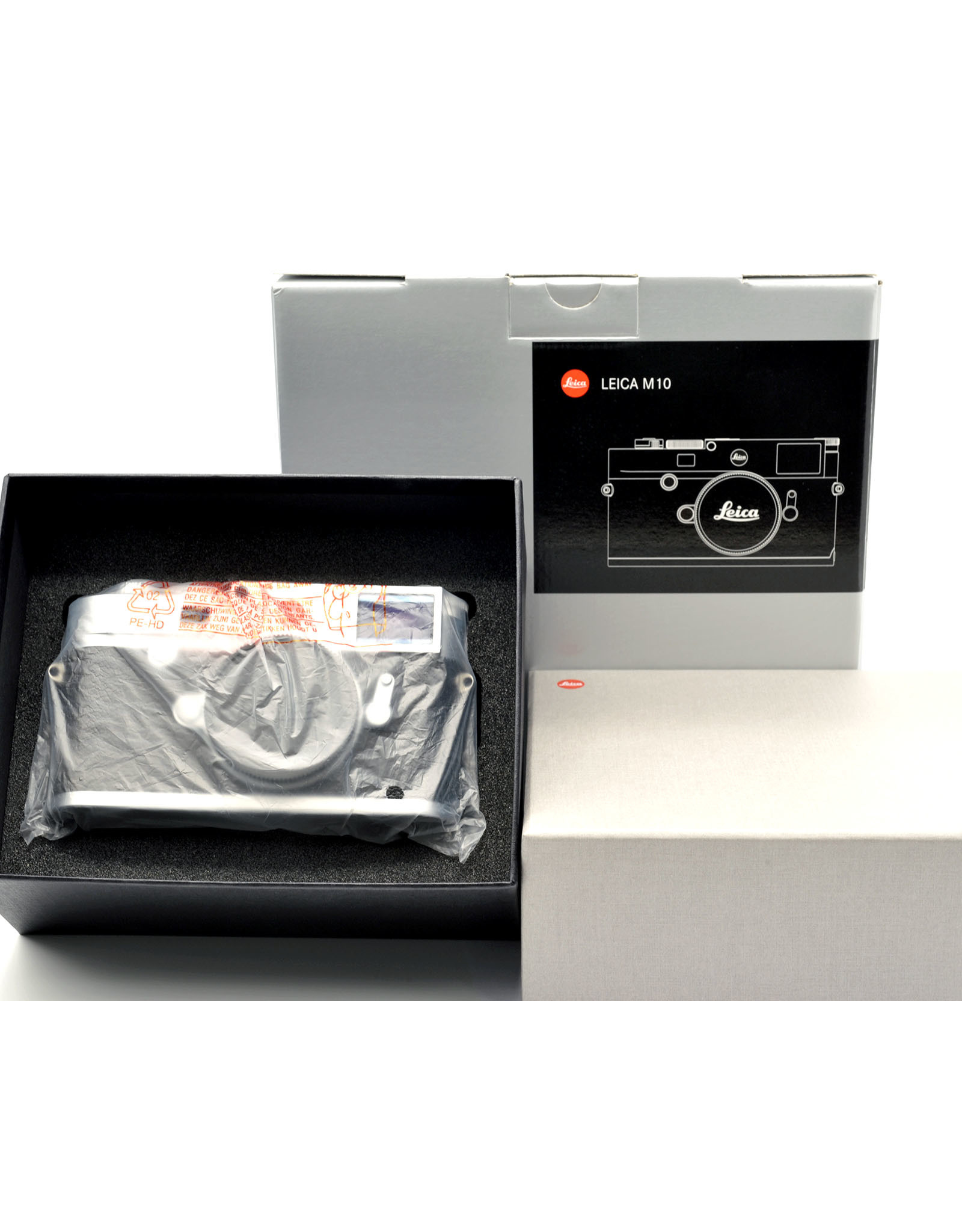 Leica Leica M10 Silver Chrome (Unused) with Handgrip    ALC128401