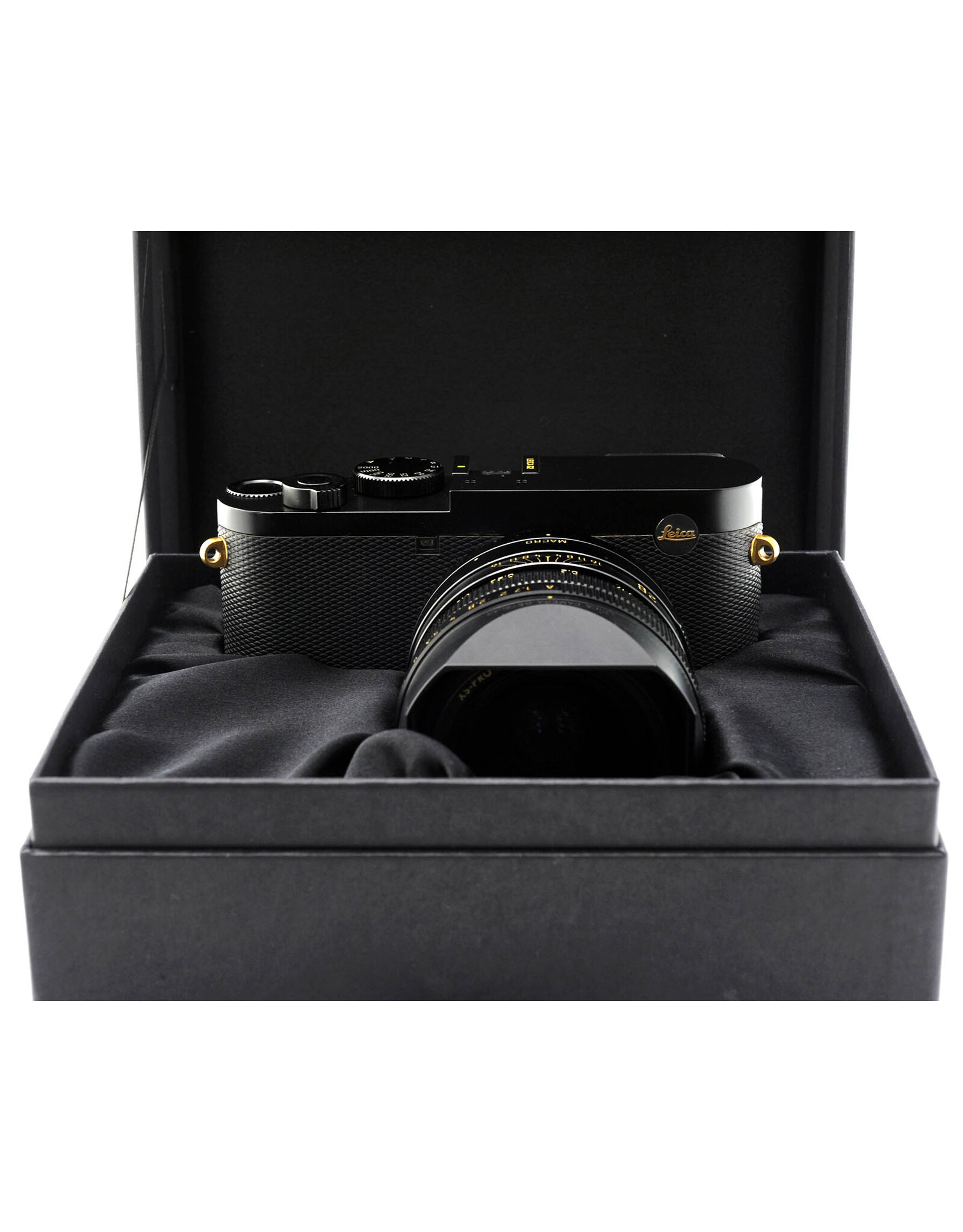 Leica Leica Q2 Daniel Craig x Greg Williams Limited Edition (705/750)    ALC145101