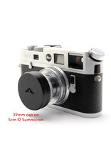 Aperture Aperture Cap - 39mm push on front lens cap (fits Leica lenses with an 39mm filter size - 3D printed in black finish)