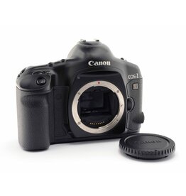 Canon EOS-1V Auto-Focus SLR Camera   A5051407