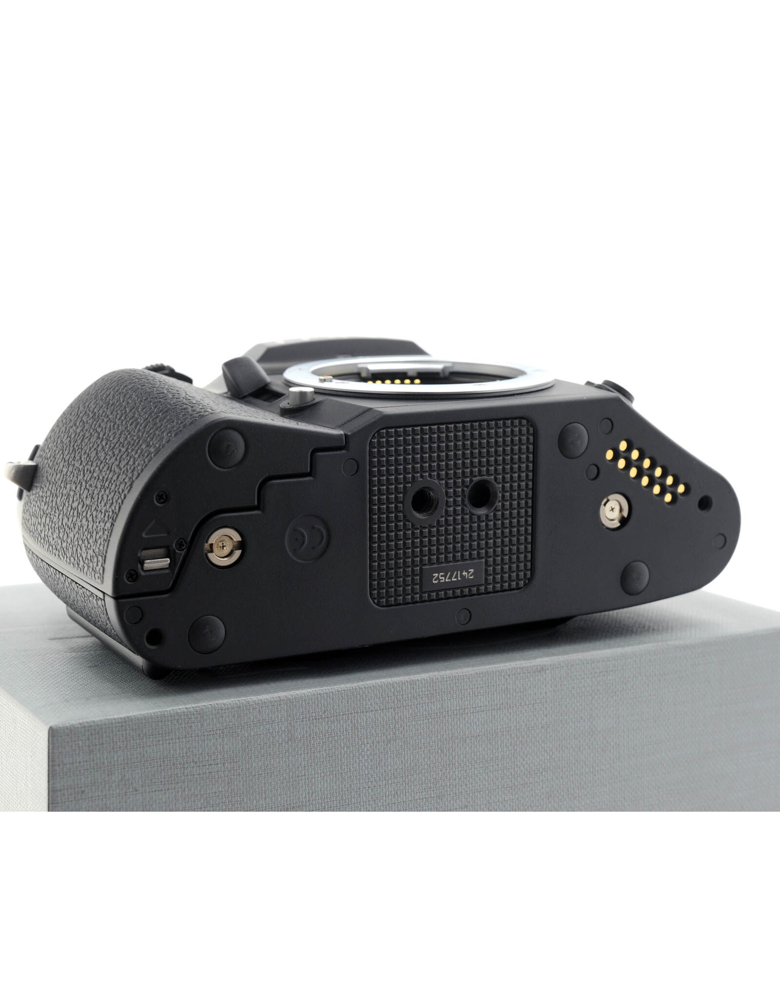 Leica R8 Black   A5062301
