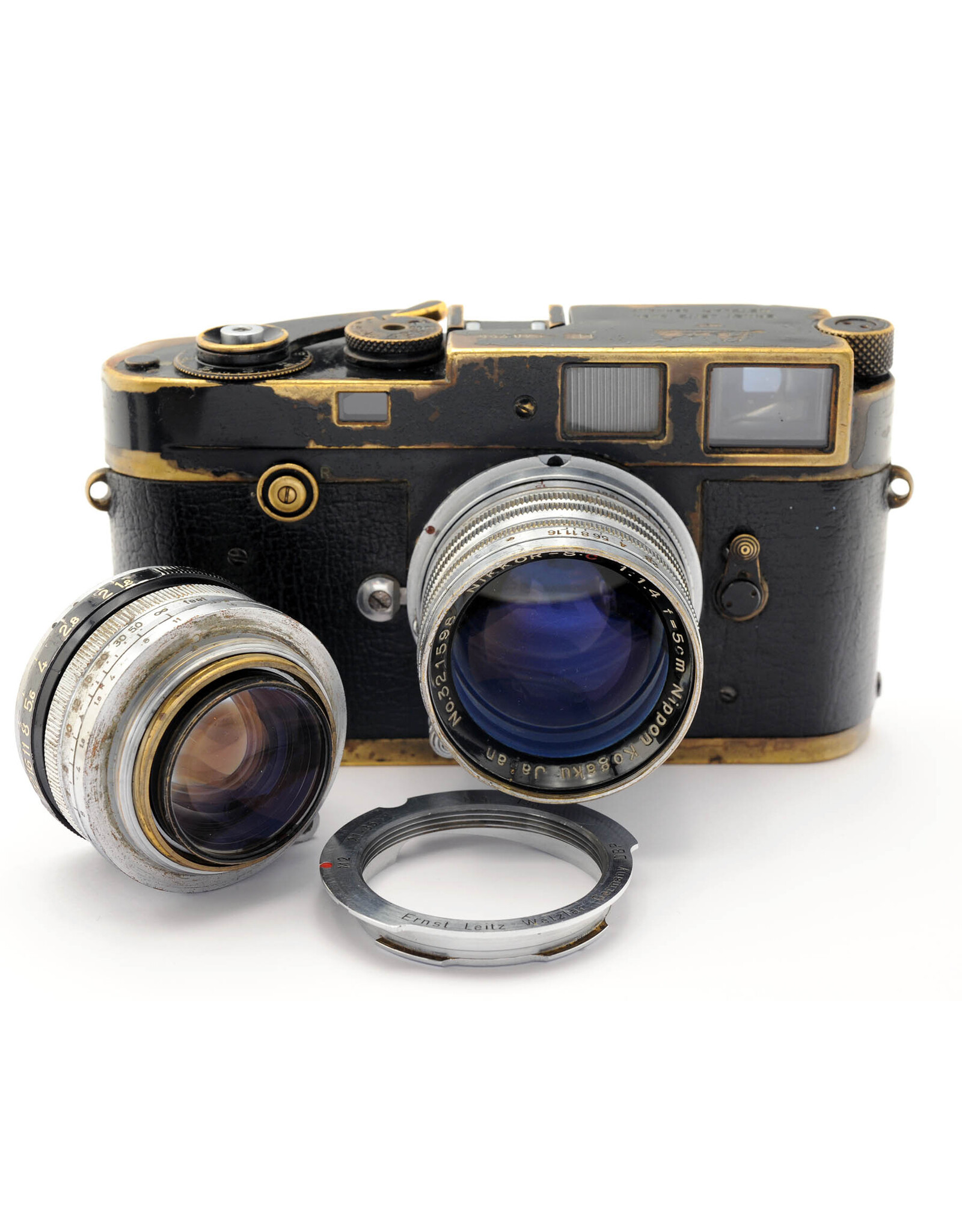Leica Leica M2 Black Paint (1st batch with button release)  with Nikon 3.5cm f1.8 W-Nikkor-C & Nikon 5cm f1.4 Nikkor-S.C  (both lenses are in the rare L39 screw mount)  ALC159901