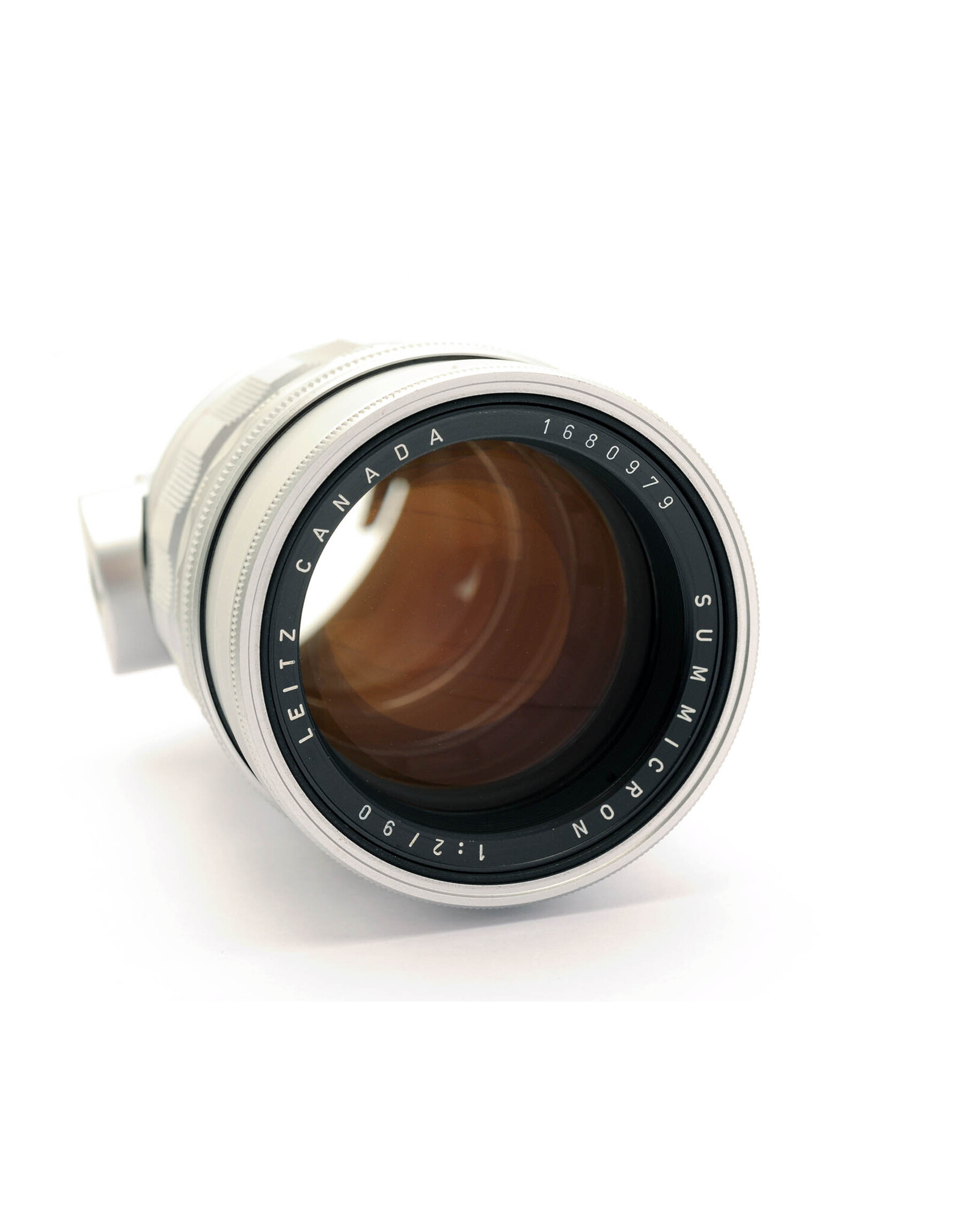 Leica 90mm f2 Summicron Chrome (aperture pre-set)   A5072904