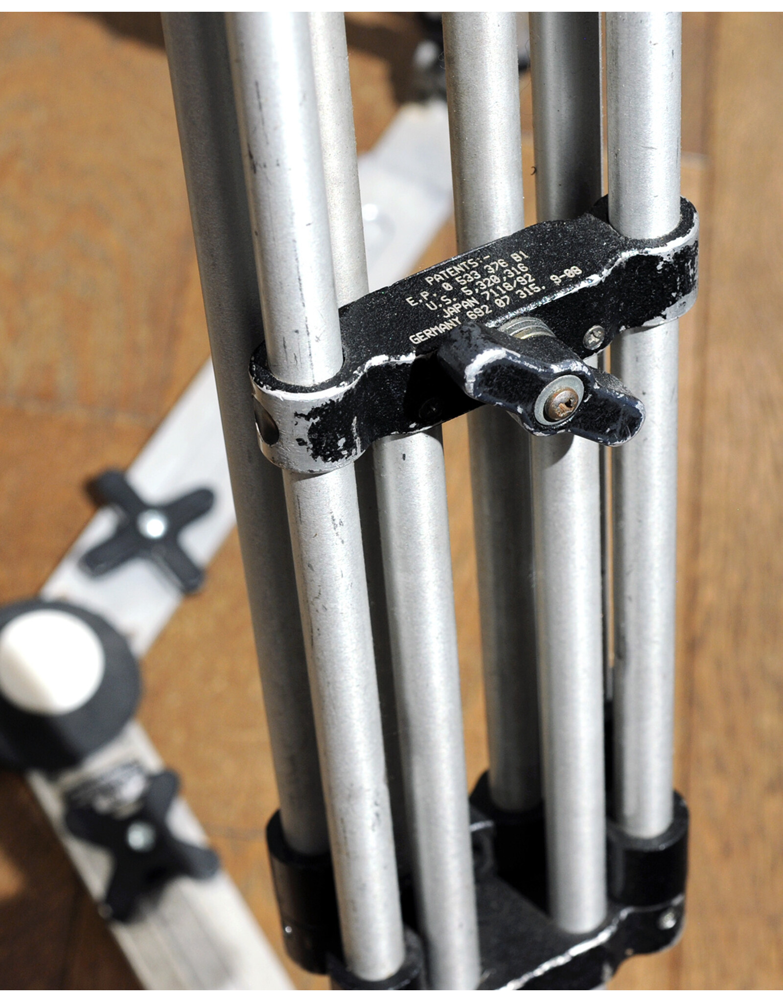 Ronford-Baker Ronford-Baker 2003-113 Fluid Head with Tripod    ALC164501