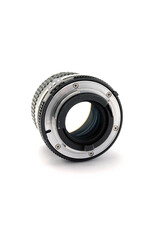 Nikon 85mm f2 AI   A5080605