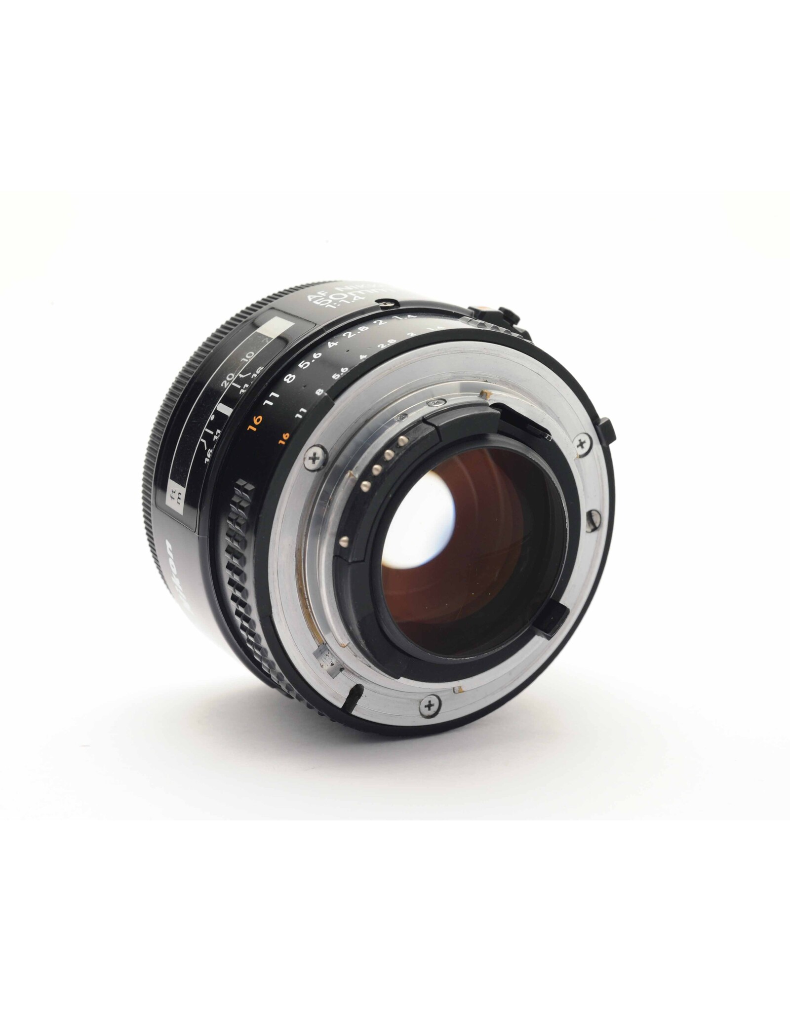 Nikon Nikon 50mm f1.4 AF   A5100411