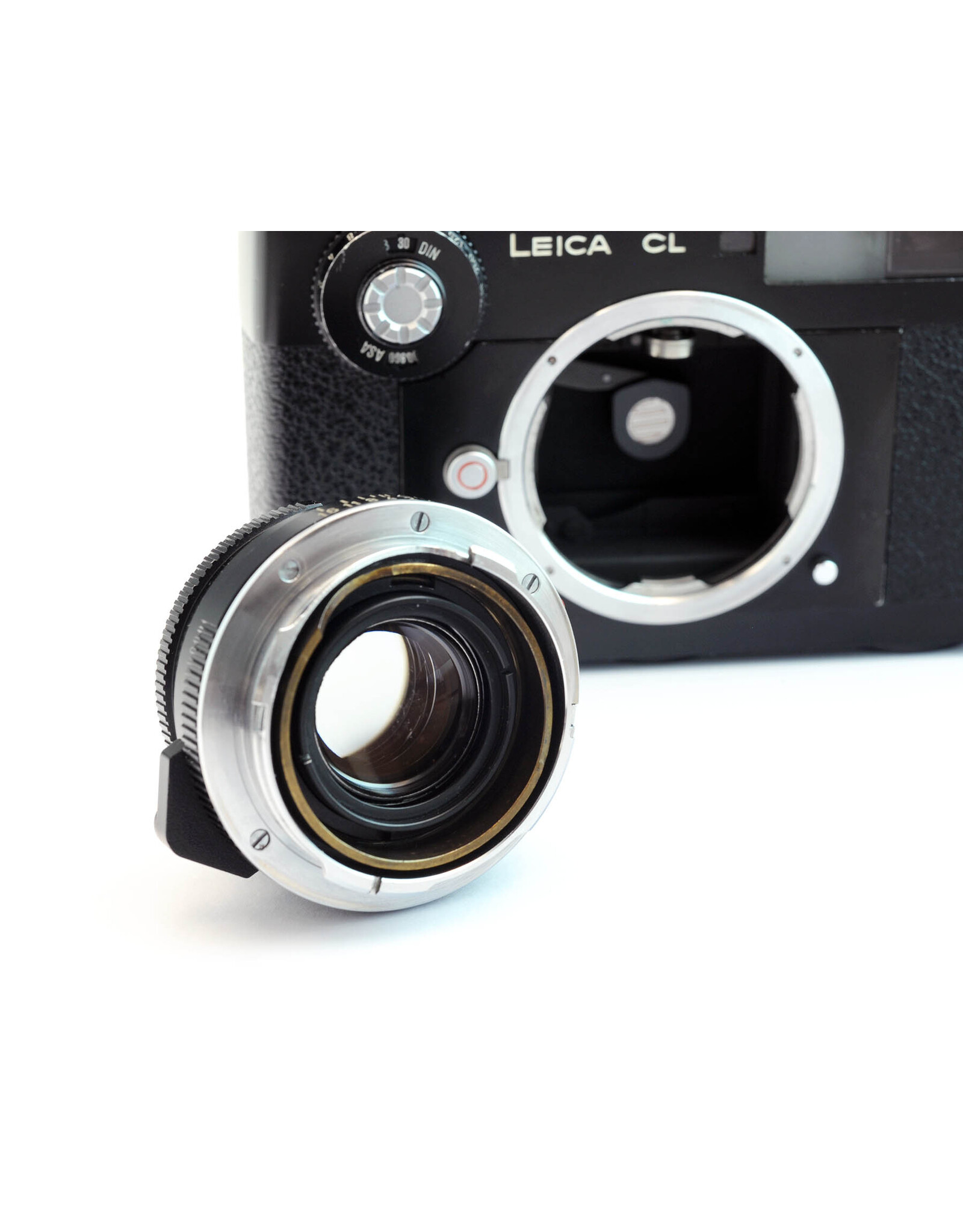 Leica Leica CL with 40mm f2 Summicron-C    ALC166906