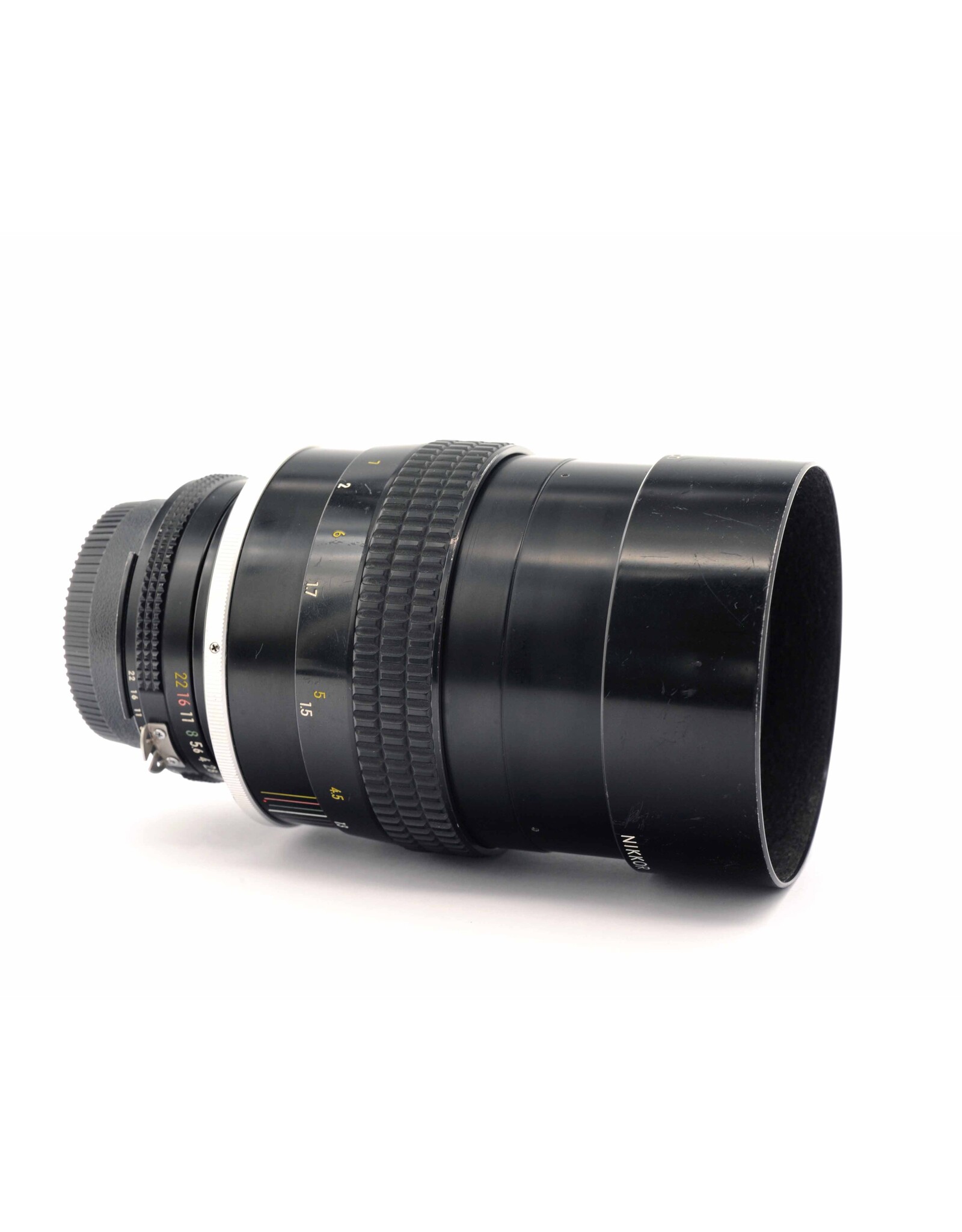 Nikon 135mm f2 AI   A5080203