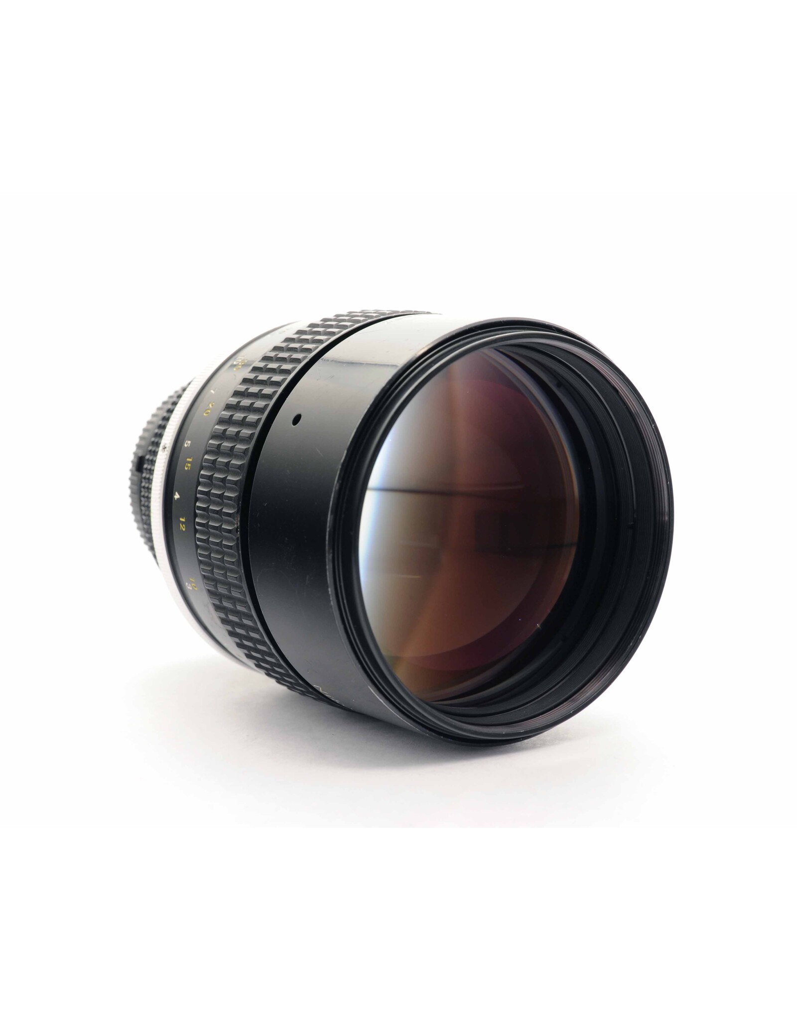 Nikon 135mm f2 AI   A5080203