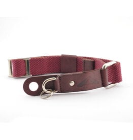 Aperture Aperture Fabric Wrist Strap Bordeaux
