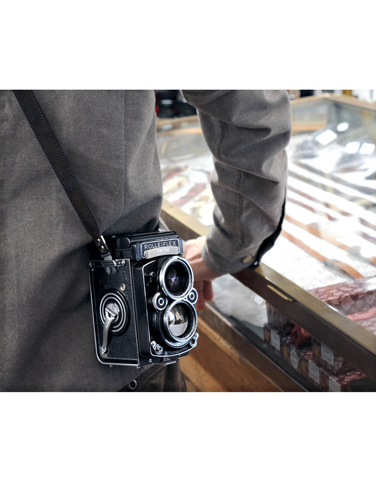 Aperture Aperture Leather Strap for Rolleiflex TLR - Dark Brown