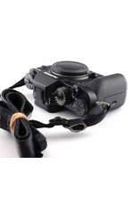 Fujifilm Fuji X-T2 + Meike Hand Grip   A5120605