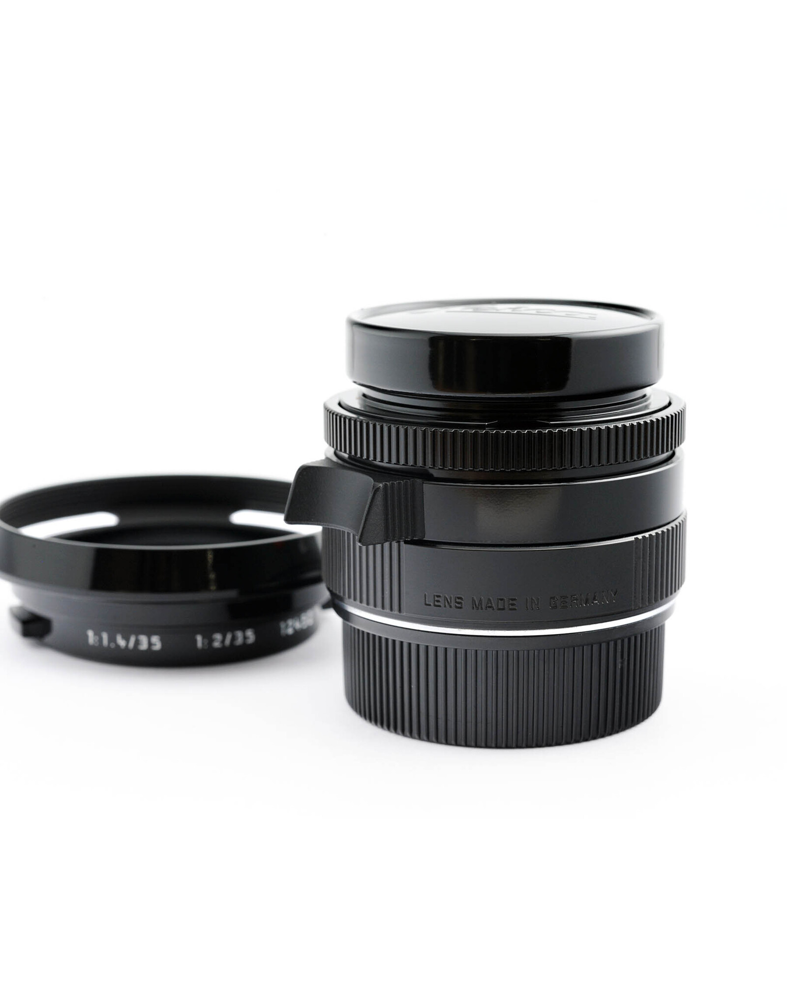 Leica Leica 35mm f2 Summicron-M ASPH Black Paint    ALC170204