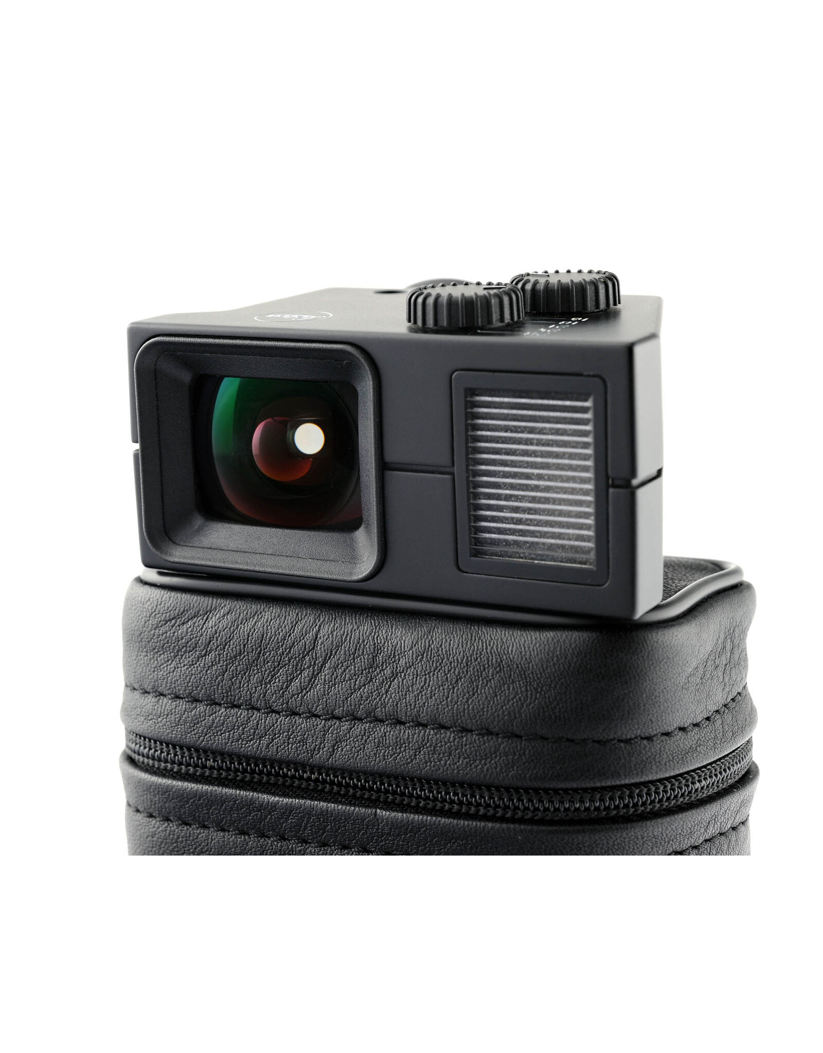 Leica Leica 16-18-21mm f4 Tri-Elmar-M ASPH with Universal Wide-Angle Viewfinder   ALC170401