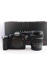 Panasonic Panasonic Lumix DC-S5 with Limix S 20-60mm f3.5-5.6 Lens Kit   ALC170207