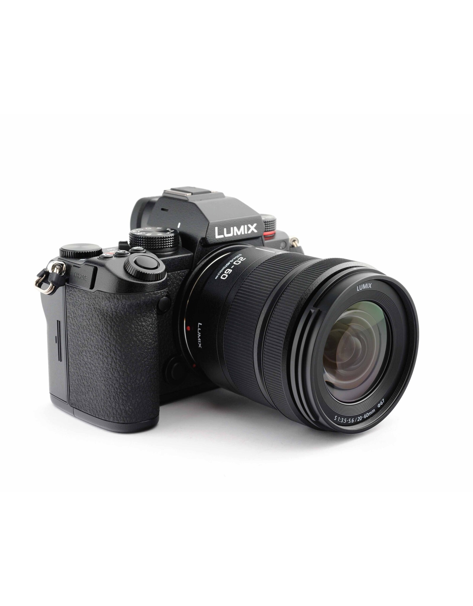 Panasonic Panasonic Lumix DC-S5 with Limix S 20-60mm f3.5-5.6 Lens Kit   ALC170207