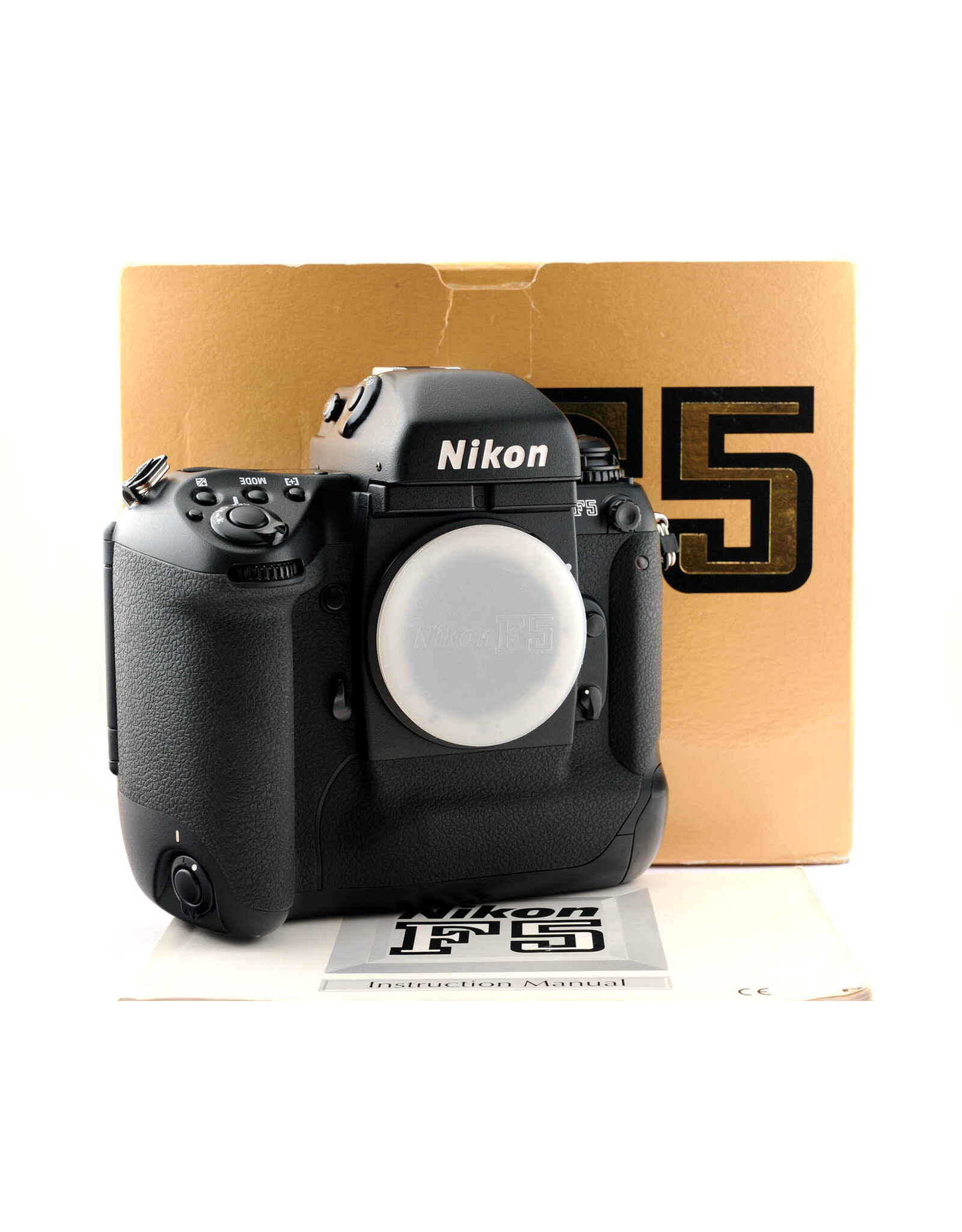 Nikon Nikon F5 SLR Body    A6011201