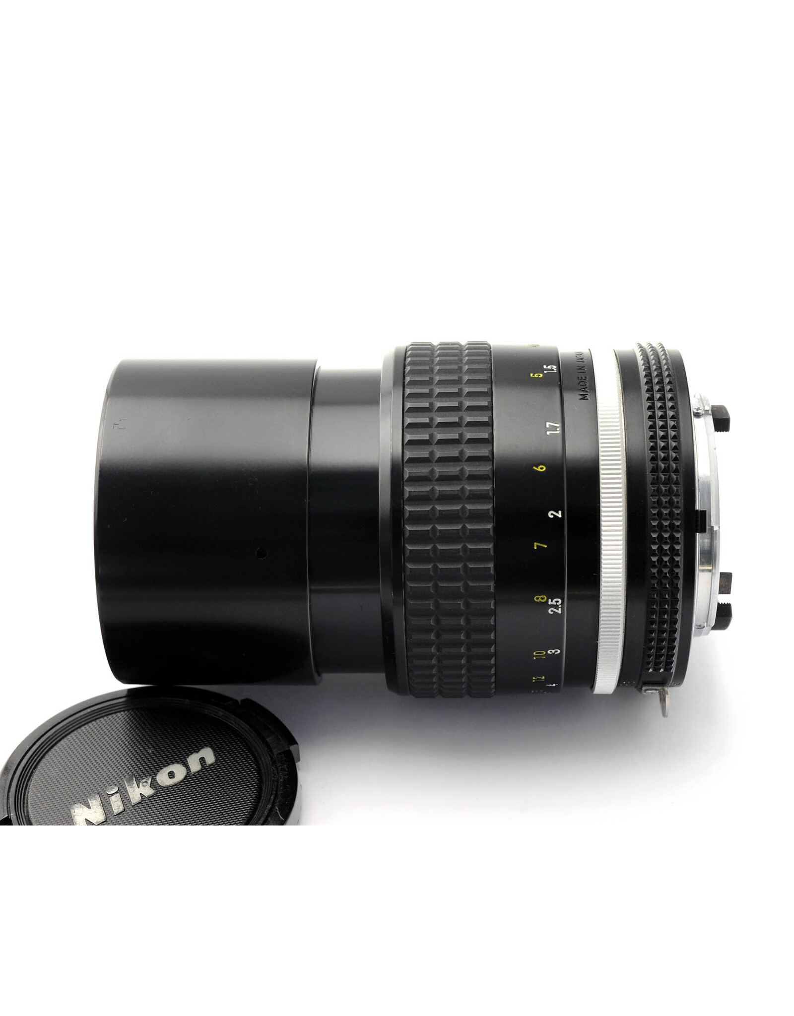 Nikon Nikon 135mm f3.5 AI    A6011415