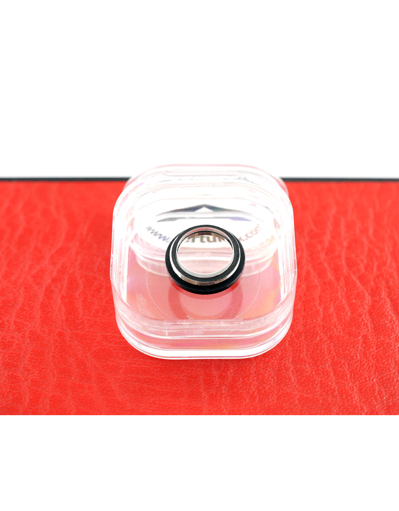 Aperture Aperture Replacement Eyepeice for Leica Classic M-Mount Rangefinder Camera