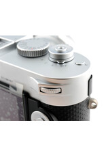 Leica Leica M Typ 240 with 35mm f2 Summmicron-M ASPH (Mr. Porter Limited Edition 10/10)     ALC170802