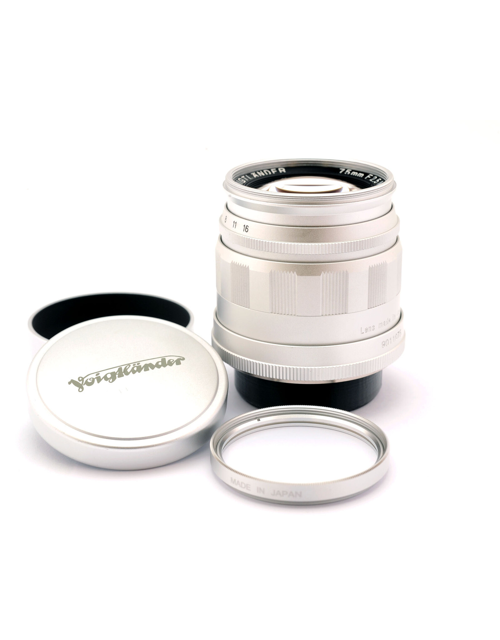 Voigtlander Voigtlander 75mm f2.5 Color-Heliar Silver (L39)   A6012601