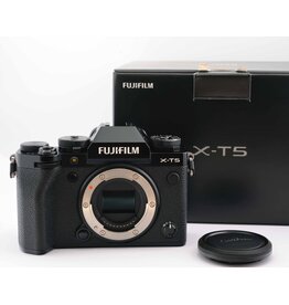 Fuji Fuji X-T5 Body   A6020203