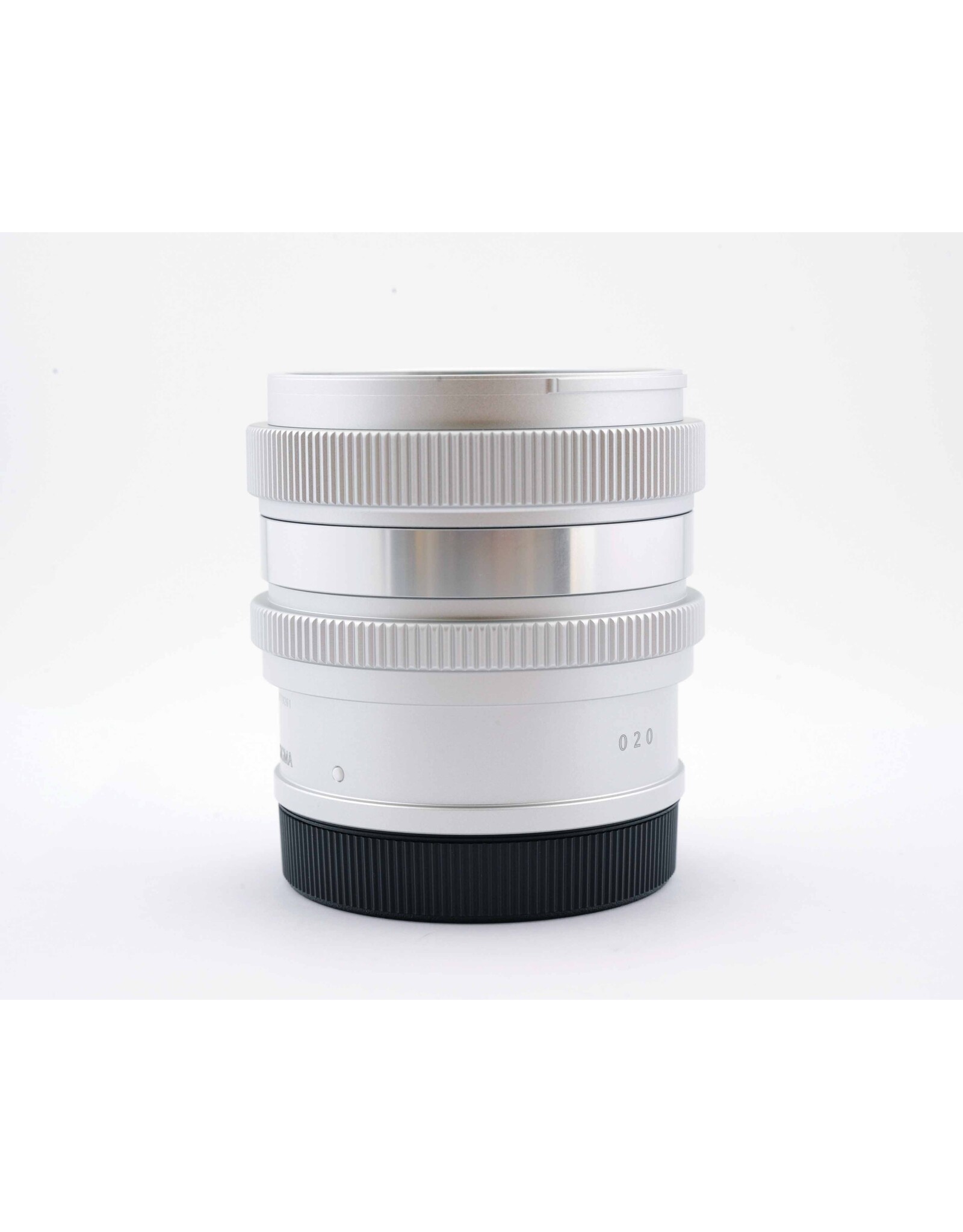 Sigma Sigma 35mm f2 DG Silver L-Mount   A6021301