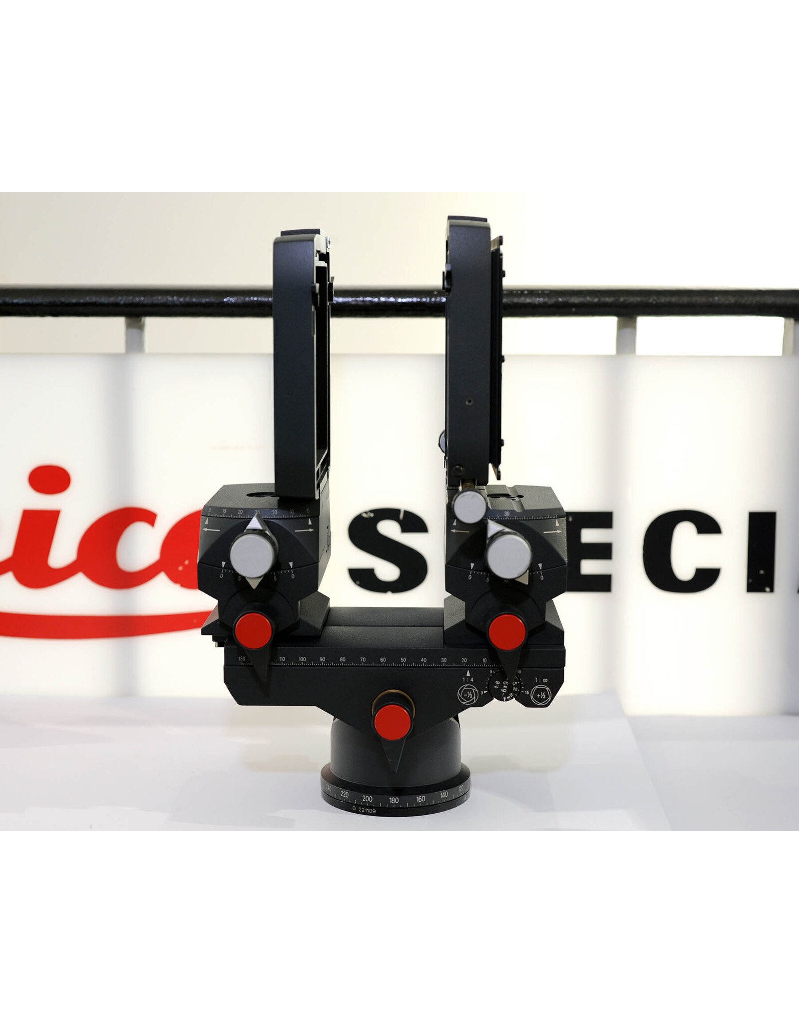 Linhof Linhof M679 CC   ALC165401