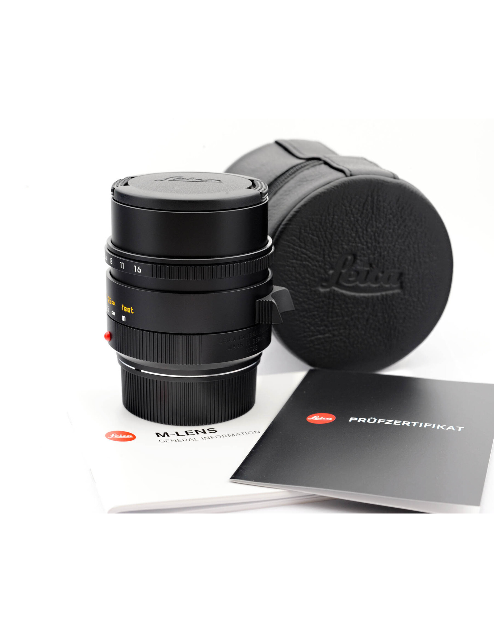 Leica Leica 50mm f1.4 Summilux-M ASPH  (11728) Close Focus    A6022801