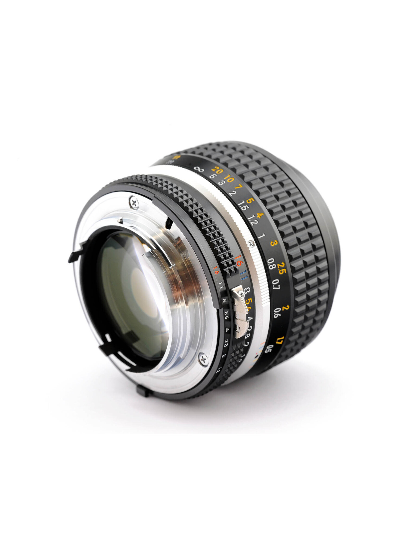 Nikon Nikon 50mm f1.2 AIS   A6020903