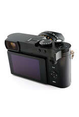 Leica Leica Q3 with Thumb Support  & Spare battery    ALC173601