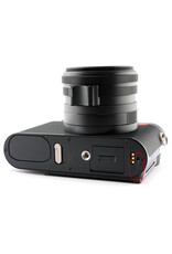 Leica Leica Q3 with Thumb Support  & Spare battery    ALC173601