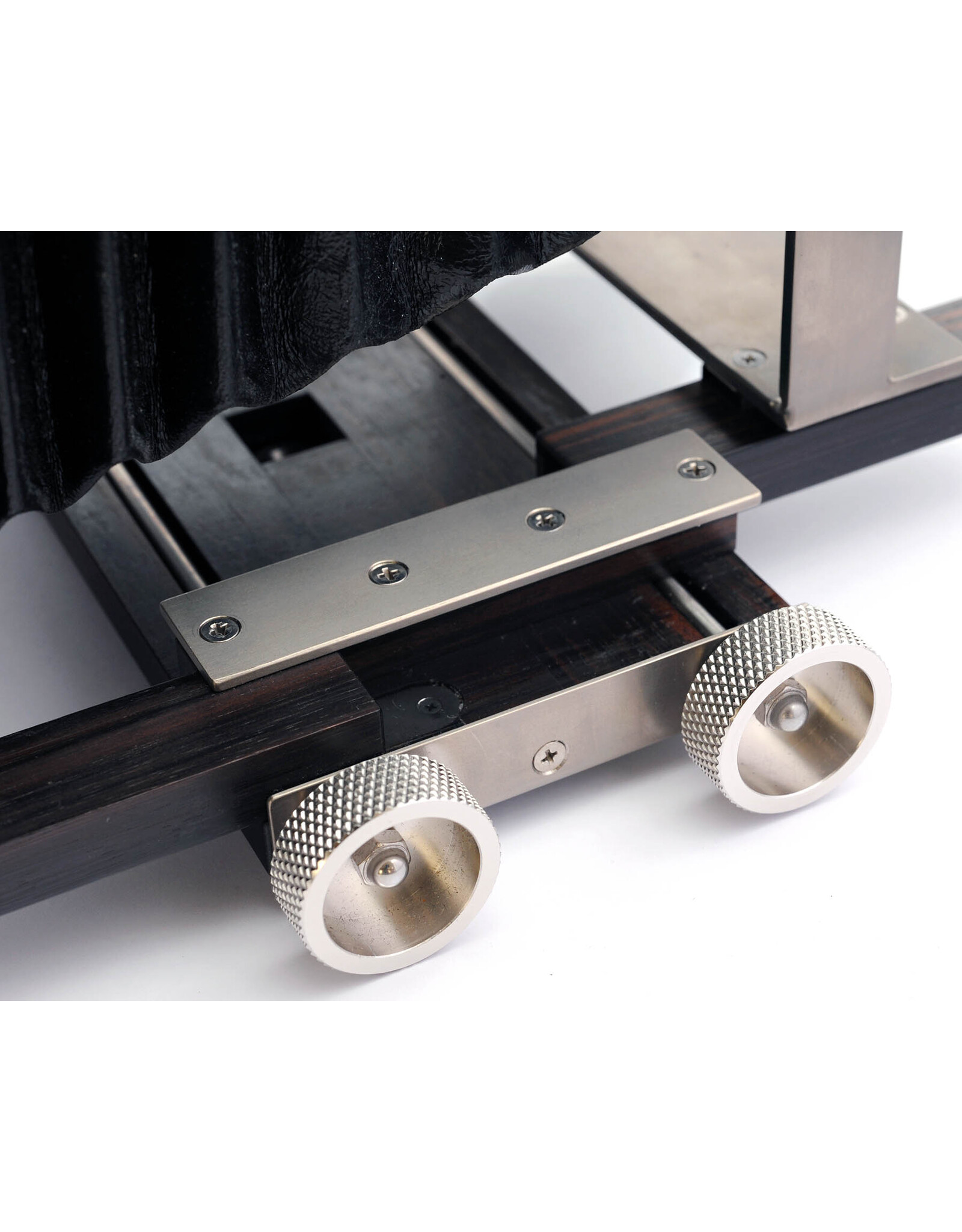 Ebony Ebony RSW45 Ti with Schneider 90mm f5.6 Super-Angulon & Schneider 180mm f5.6 Symmar-S    ALC174501