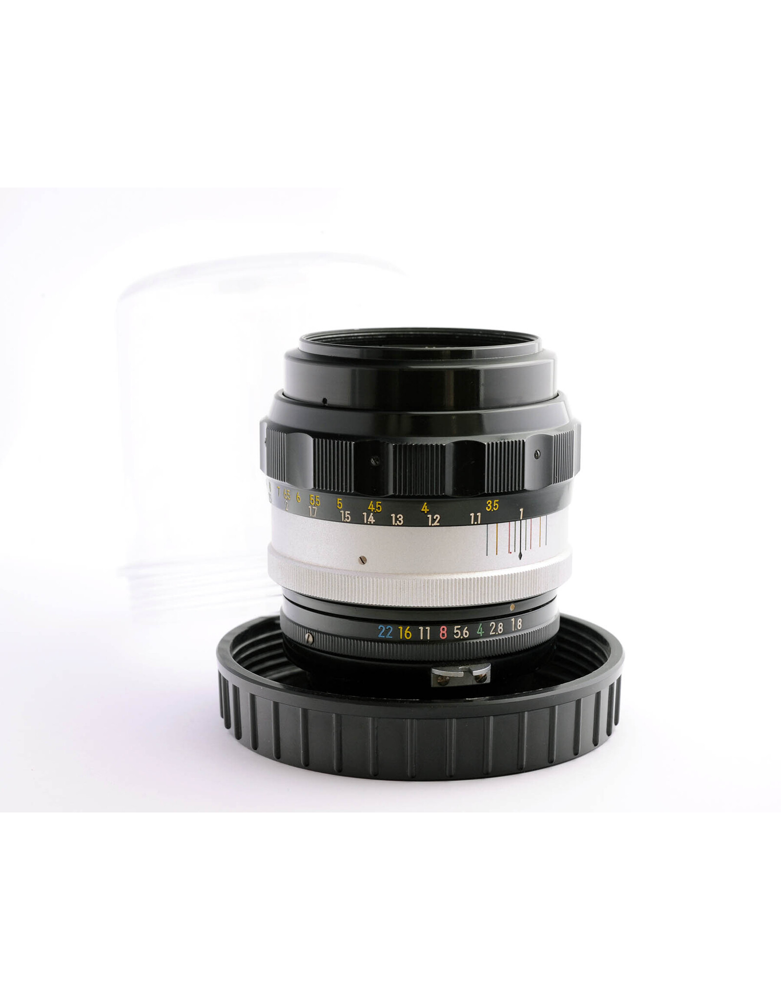 Nikon Nikon 85mm f1.8 Nikkor-H (Nippon Kogaku)   A6020907