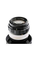 Nikon Nikon 85mm f1.8 Nikkor-H (Nippon Kogaku)   A6020907