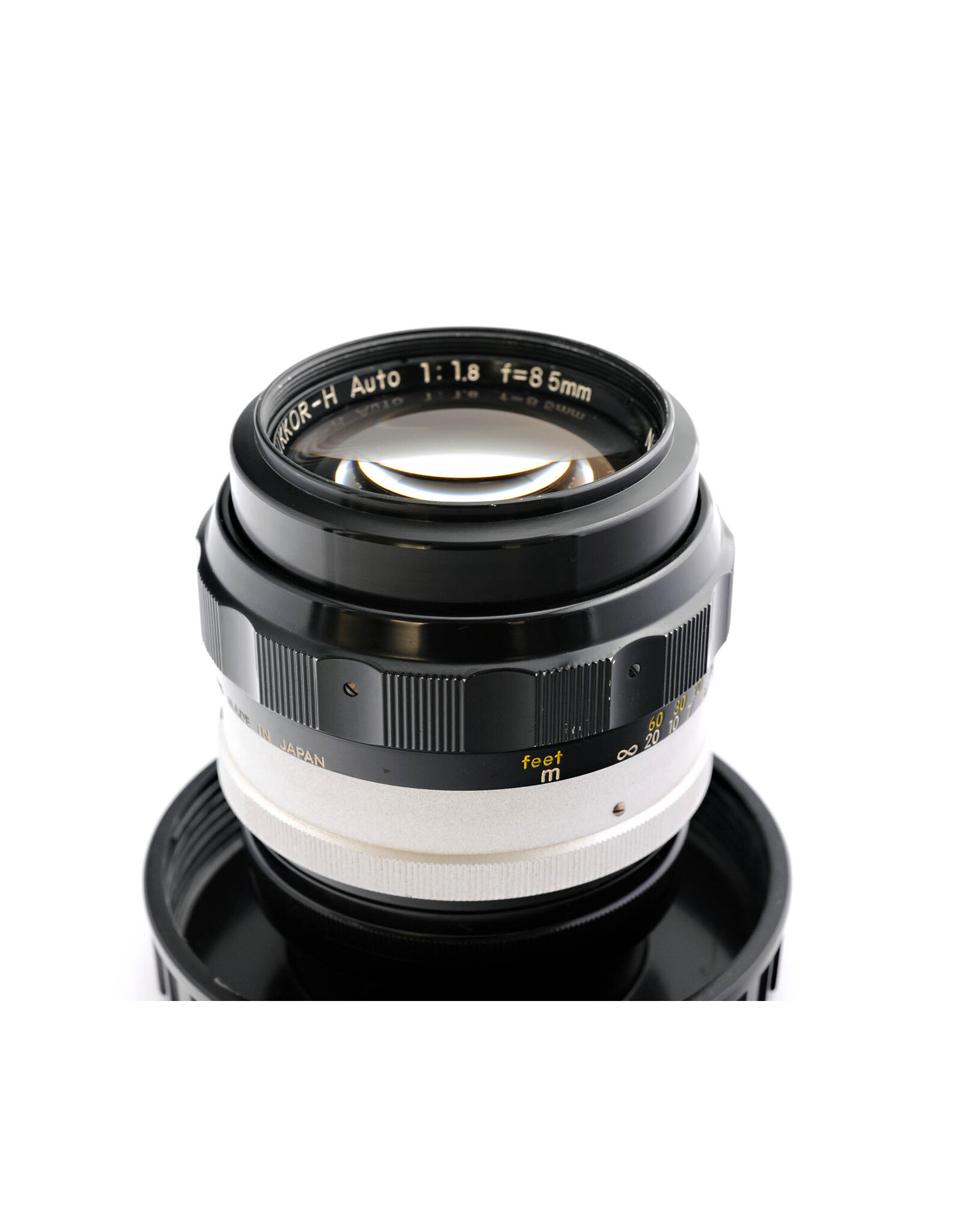 Nikon Nikon 85mm f1.8 Nikkor-H (Nippon Kogaku)   A6020907