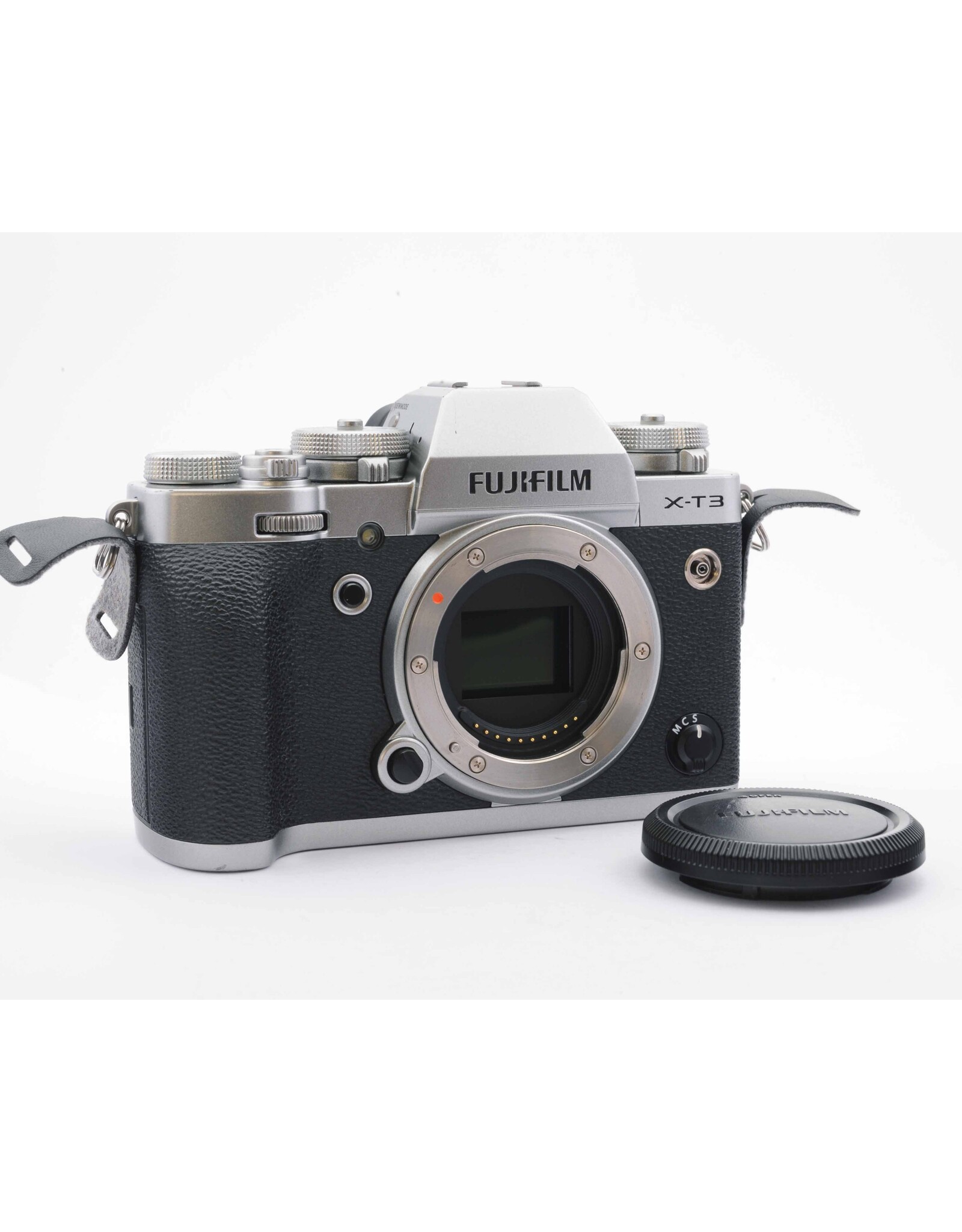 Fujifilm Fuji X-T3 Silver   A6050208
