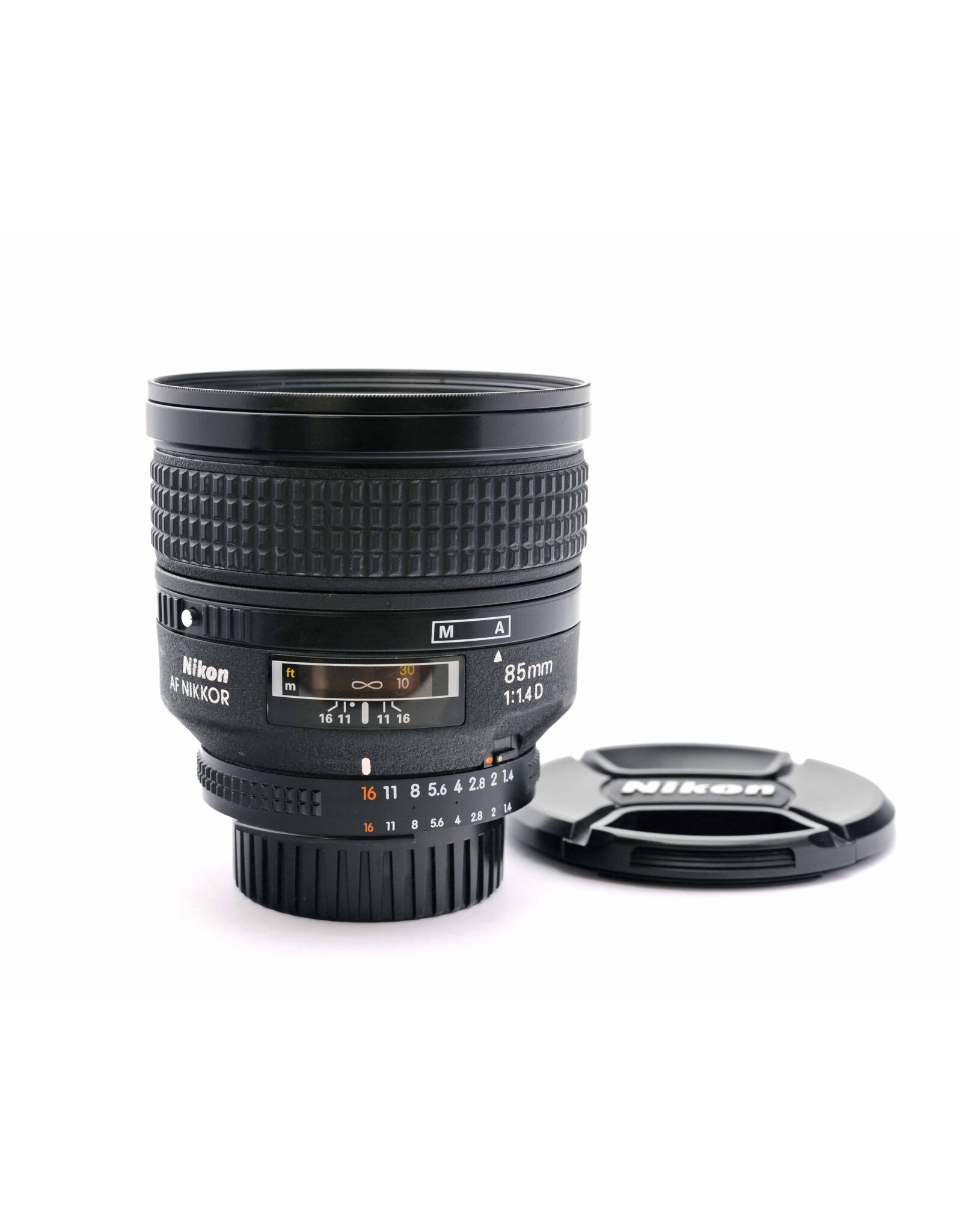 Nikon Nikon 85mm f1.4 AF-D   A6050204