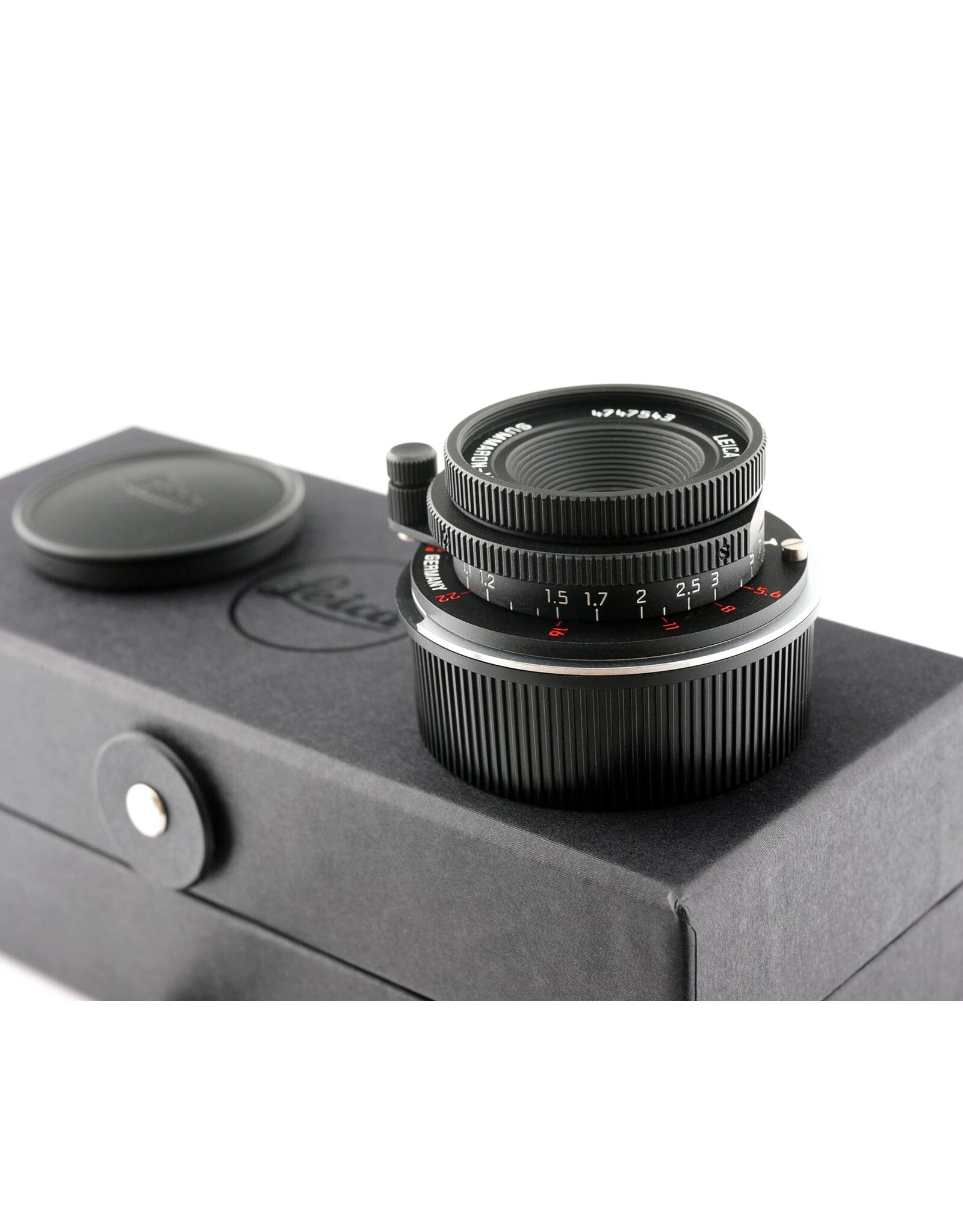 Leica Leica 28mm f5.6 Summaron-M Black     ALC176601