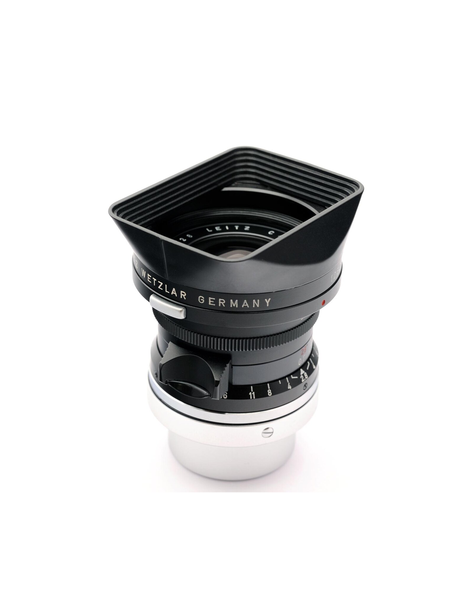 Leica Leica 28mm f2.8 Elmarit First Version (9 Element with black paint infinity lock)    A6061302