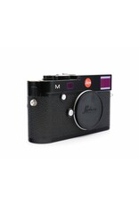 Leica Leica M 240 Black Paint with Leica Multi Function Handgrip    ALC178304