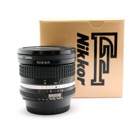 Nikon Nikon 20mm f2.8 AIS   A6070405