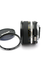 Nikon Nikon 20mm f2.8 AIS   A6070405