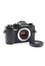 Olympus OM System OM-5 Black   A6080403