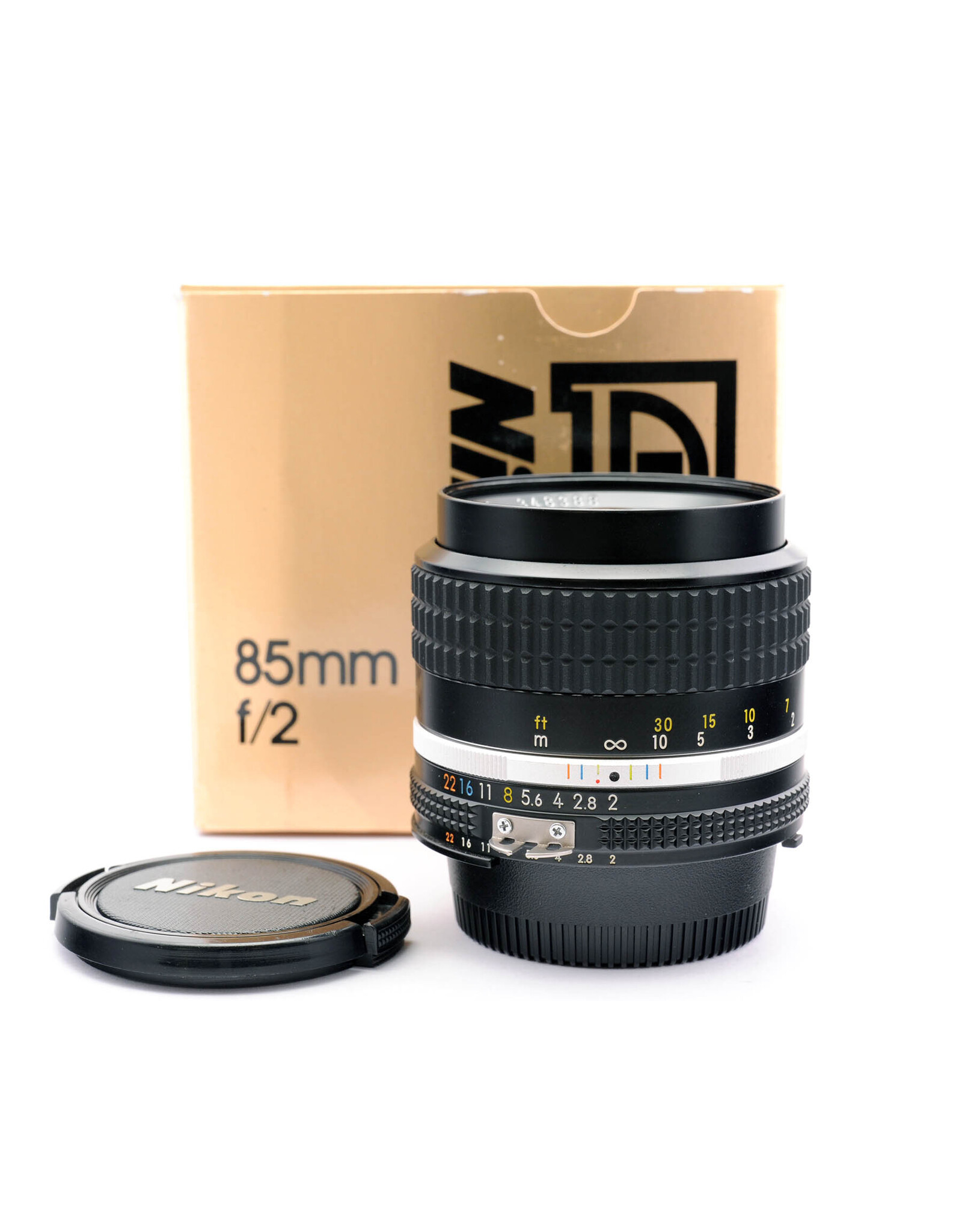 Nikon Nikon 85mm f2 AIS   A6070407