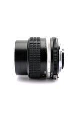 Nikon Nikon 85mm f2 AIS   A6070407
