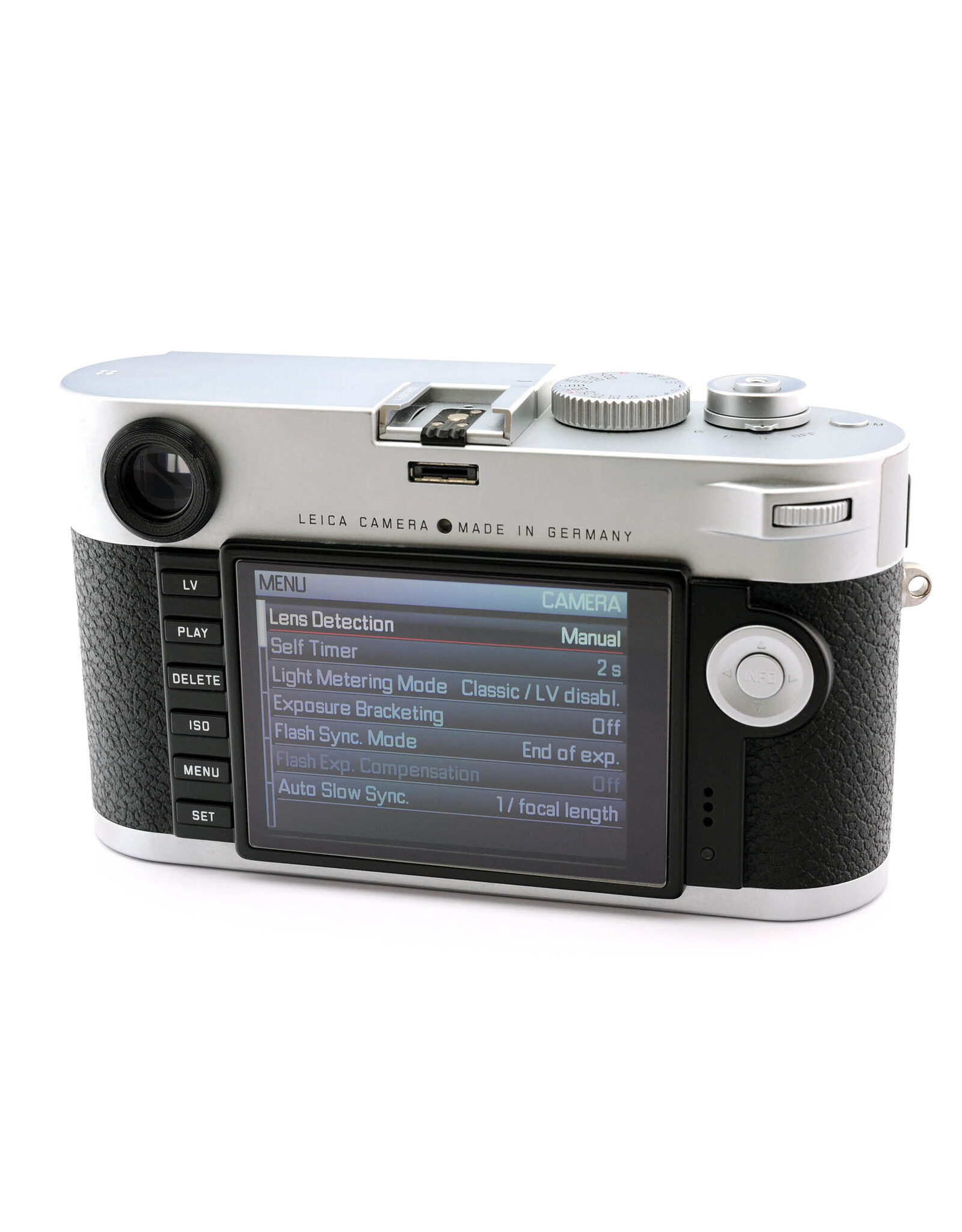 Leica Leica M Typ 240 Silver with Artisan & Artist half case and spare battery     ALC178901