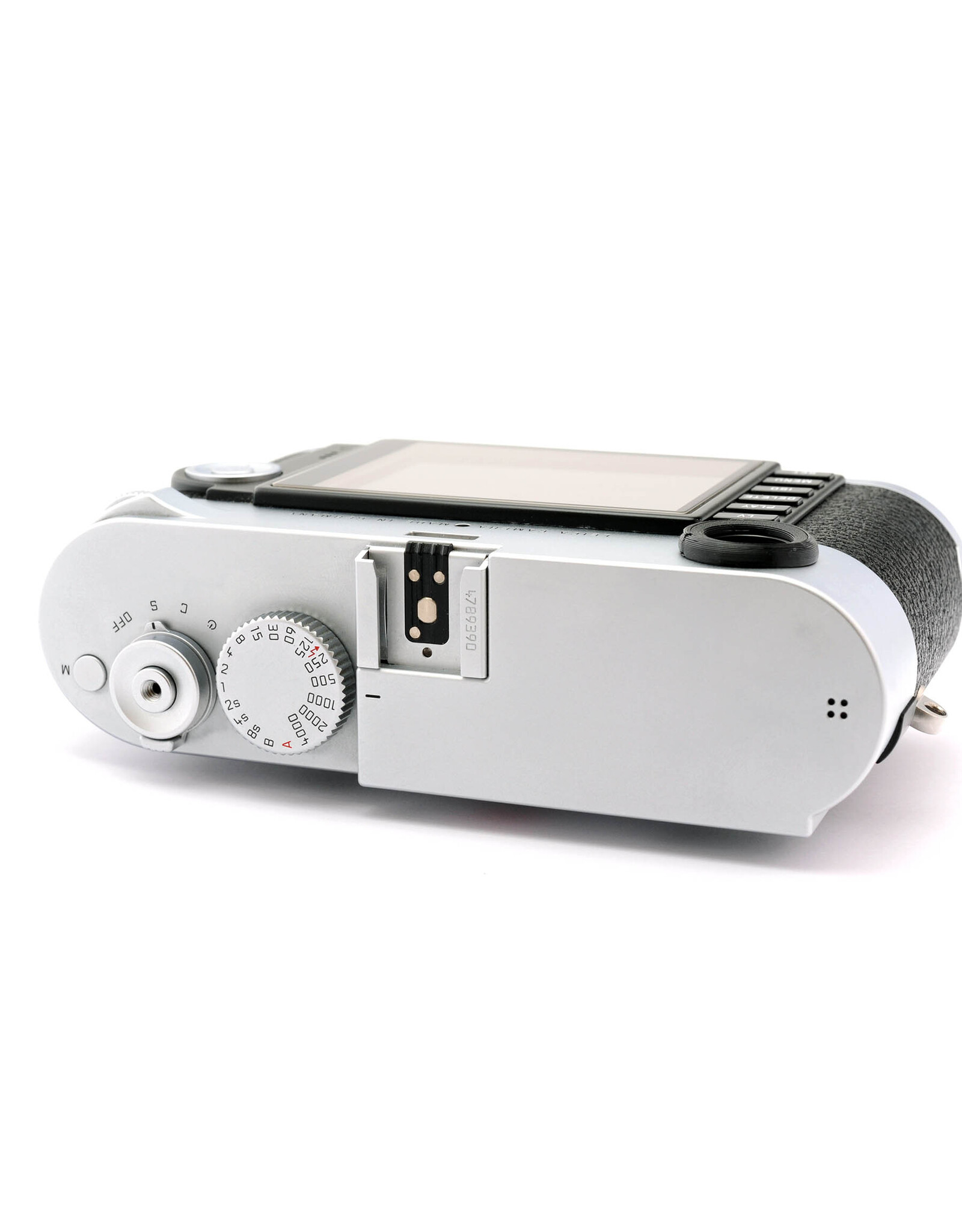 Leica Leica M Typ 240 Silver with Artisan & Artist half case and spare battery     ALC178901